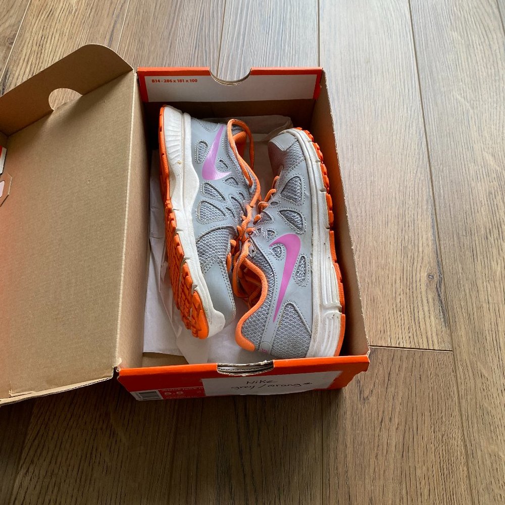 Nike | Running Shoes | Revolution 2 - Picture 1 of 5